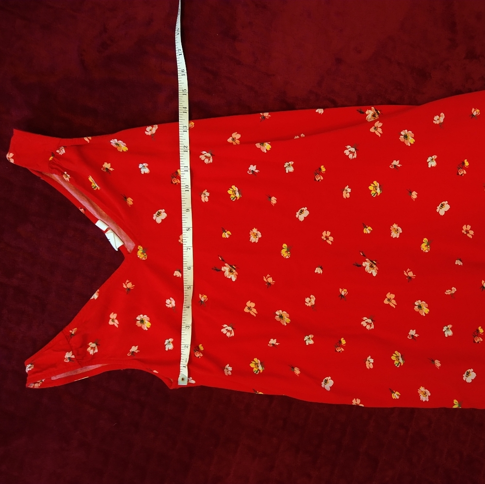 Little Red ♥️ - Picture 2 of 2